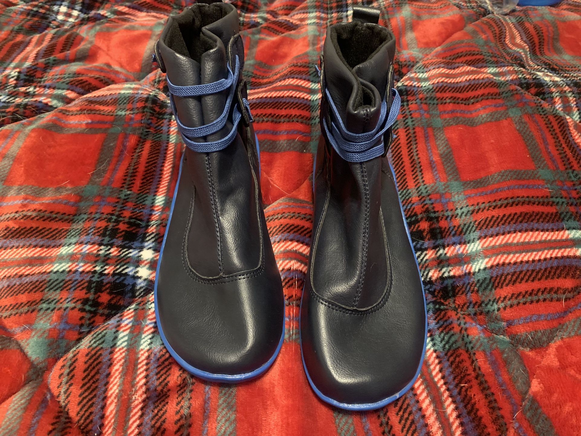 Boots- New- Never Worn Sz 8