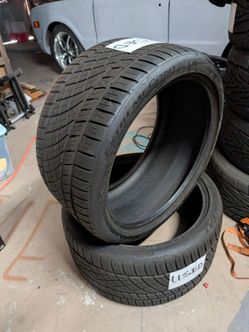 295 30 20 Tires in great condition 295/30/20