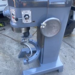 Hobart Mixer 60 Qt 