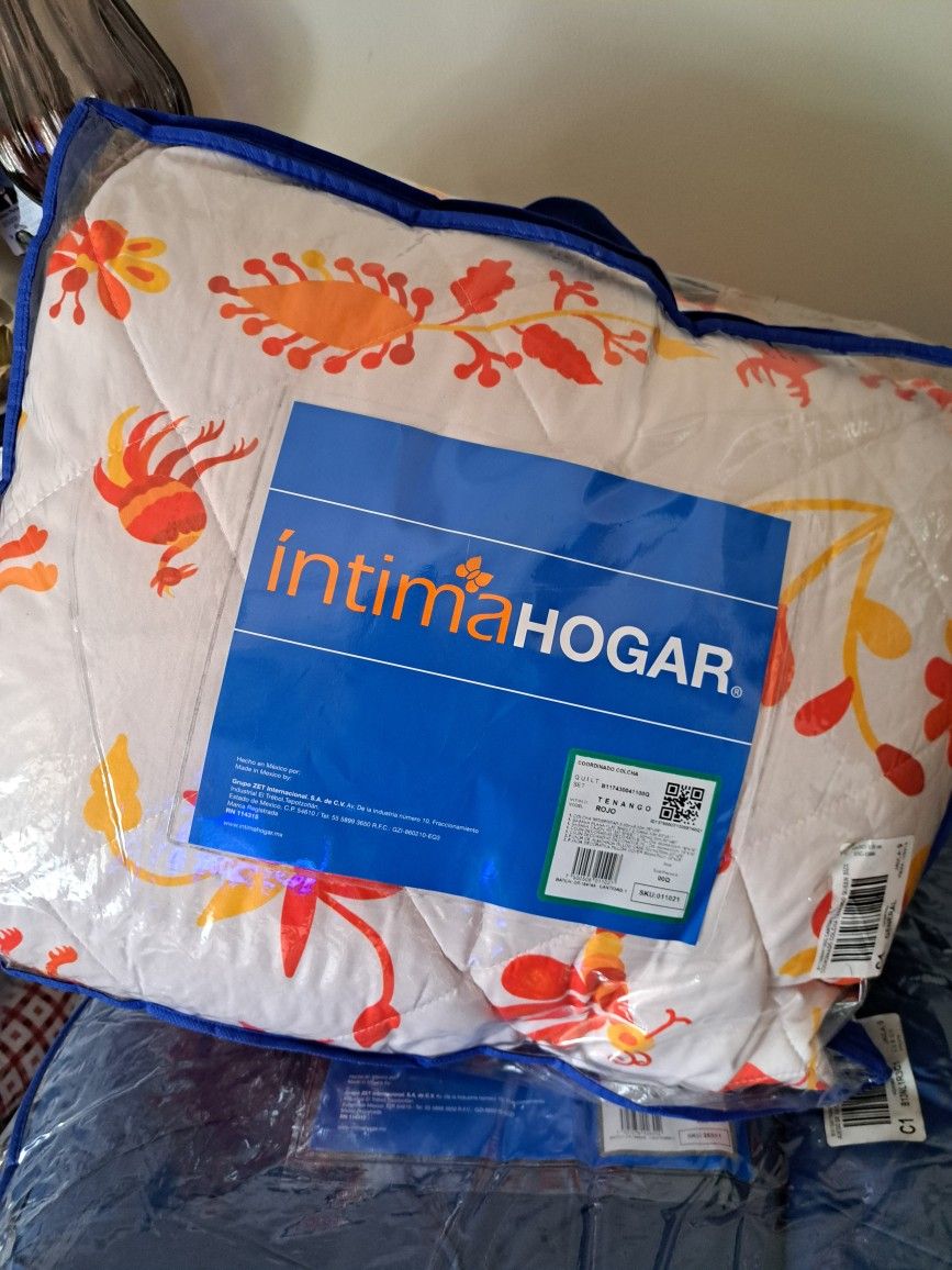 Queen Sz Conforter Set Complet