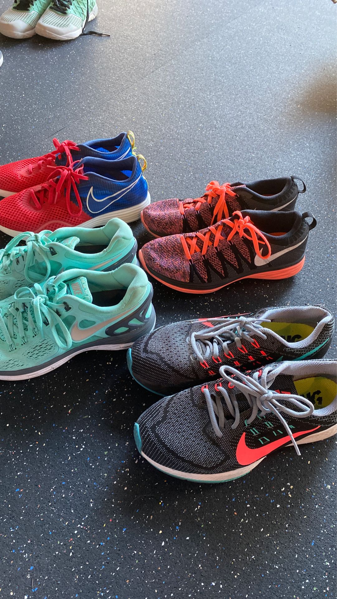 Nike shoes women 8.5