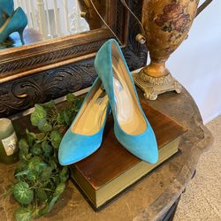 Woman’s Shoes