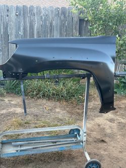 2015 Toyota Tacoma Pre-runner fender