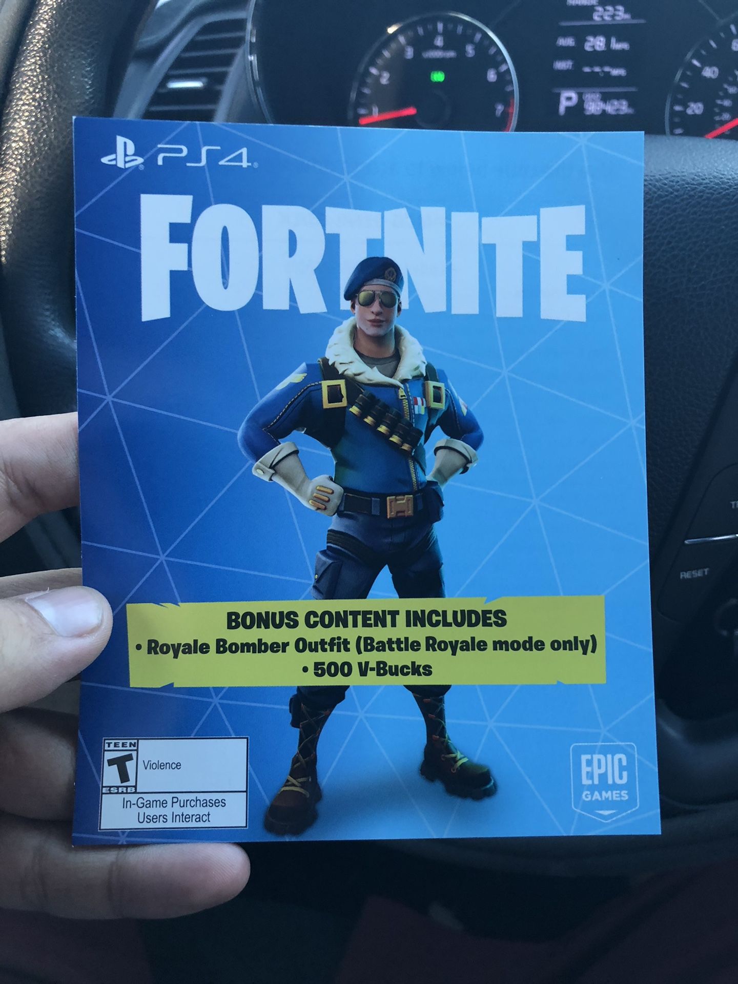 Fortnite Royale Bomber + 500 VBUCKS PS4