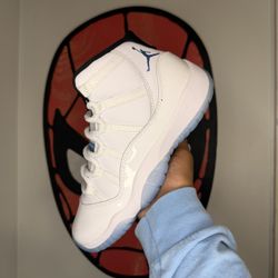 Jordan 11 Legend Blue