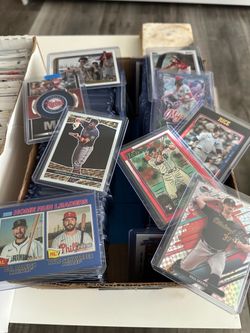 HUGE SPORTS CARD LOT
