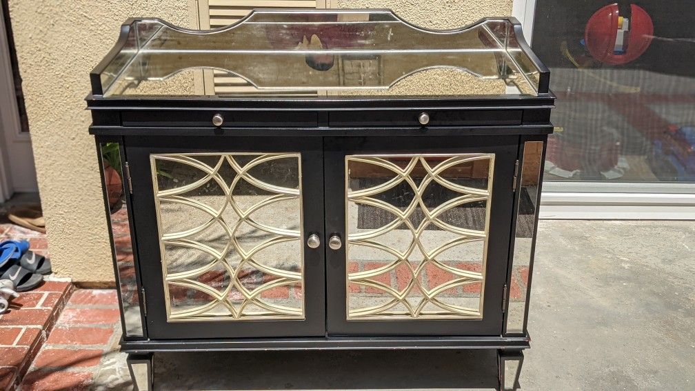 Z Gallerie - Salvatore Antiqued Mirrored Bar Cabinet