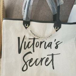 New!! Victoria Secret Tote Bag.