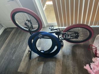Sunday BMX Bike with Brand New Blue Extra Tires
