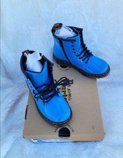 Dr. Martens Nuevas de Niño.
