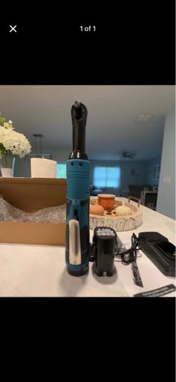 Cordless Electric Ratchet Wrench with Batteries and Charger