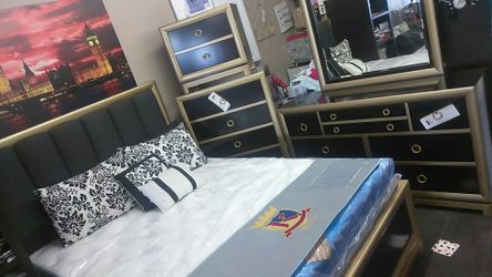 Bedroom set
