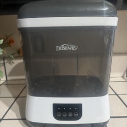 Dr. Brown’s™ Bottle Sterilizer and Dryer