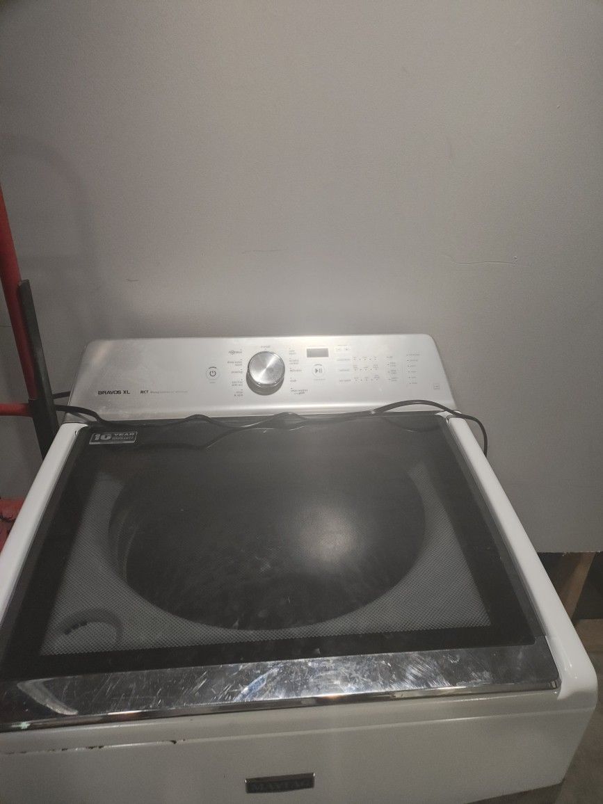 Maytag XL Bravo Washer And Dryer Set
