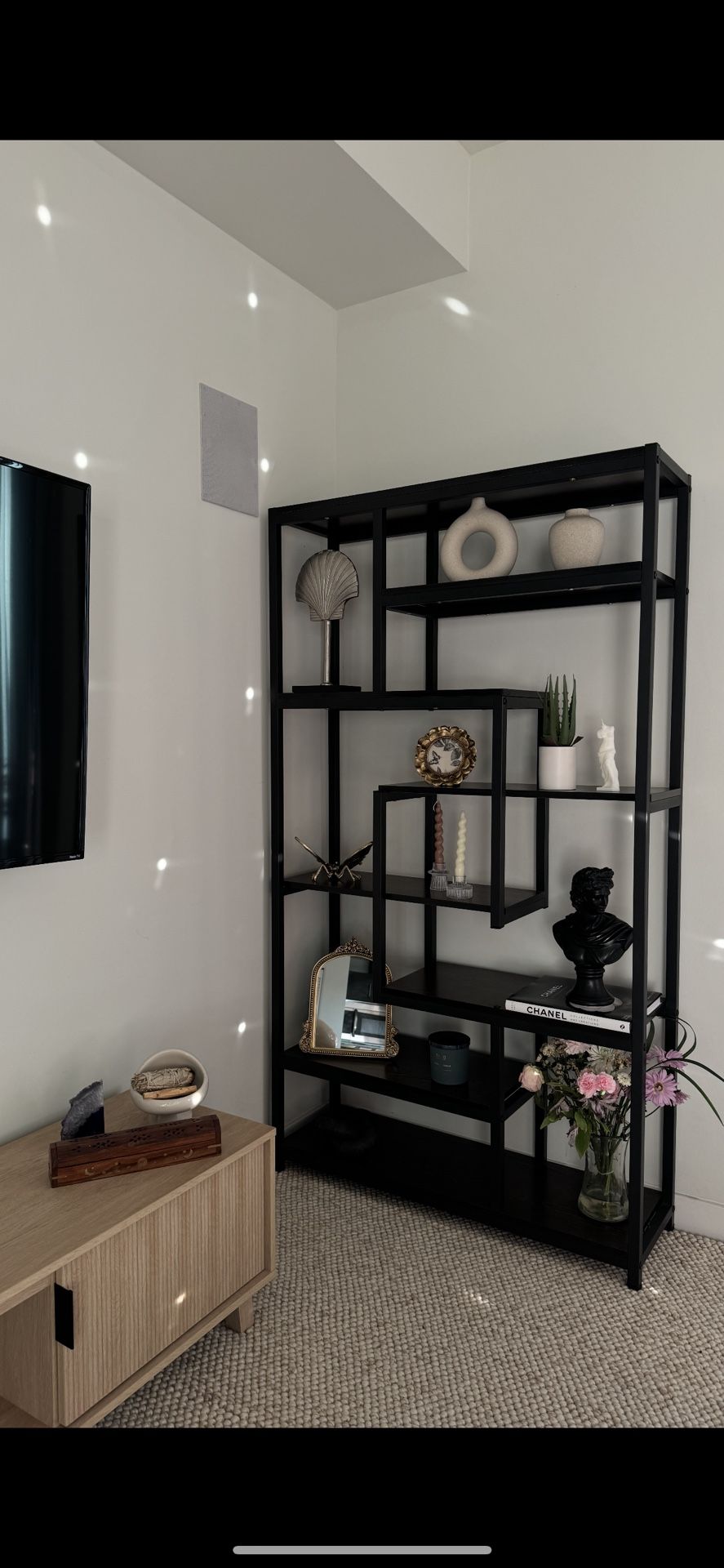 Shelve