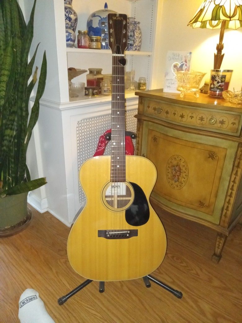 1976  Sigma (by Martin)  rosewood body 00 guitar