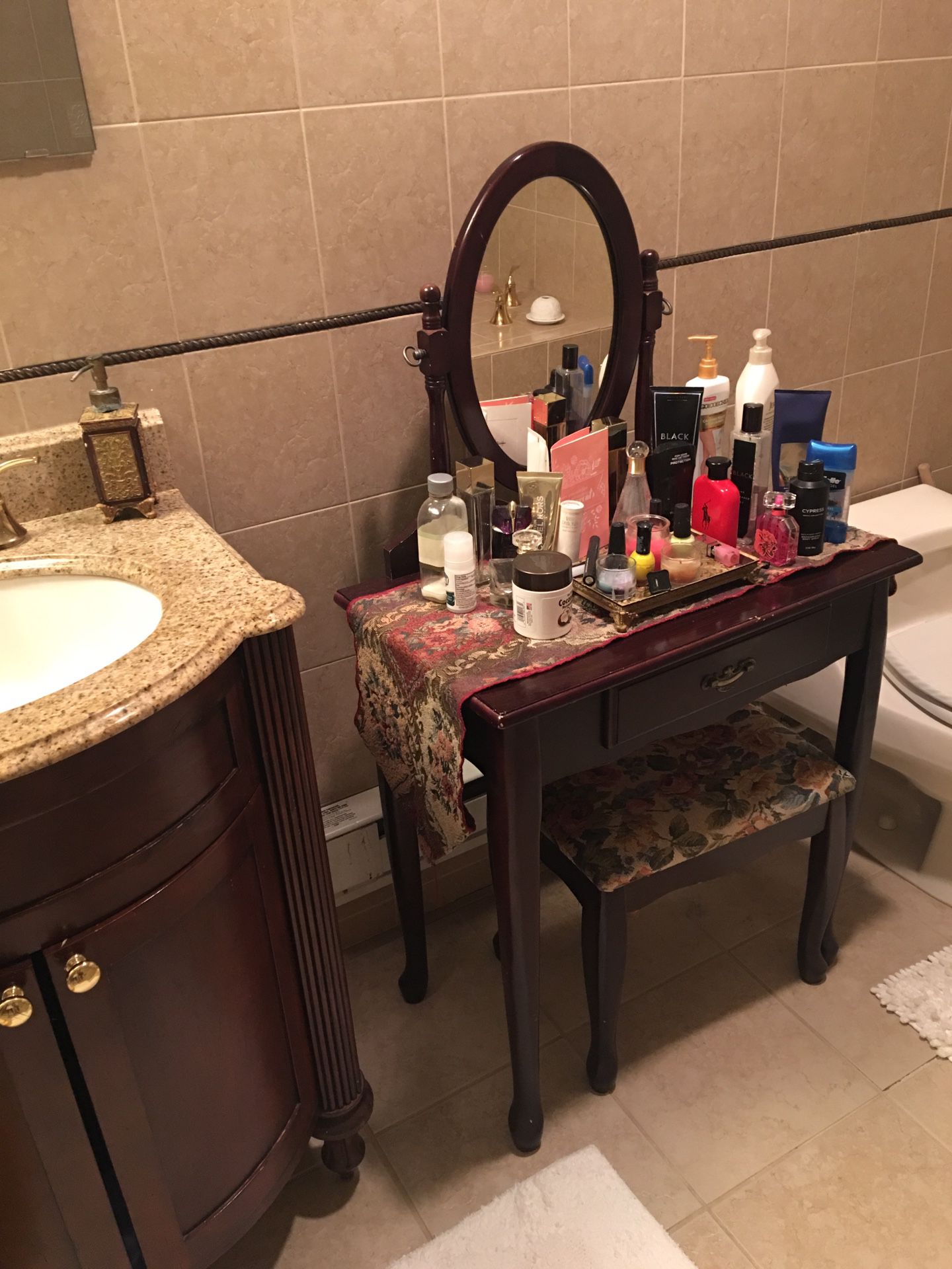 Makeup vanity table with stool