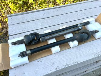 Jeep JLU rubicon front axles , Dana 44