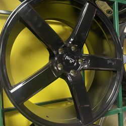 Niche “Milan” Wheels