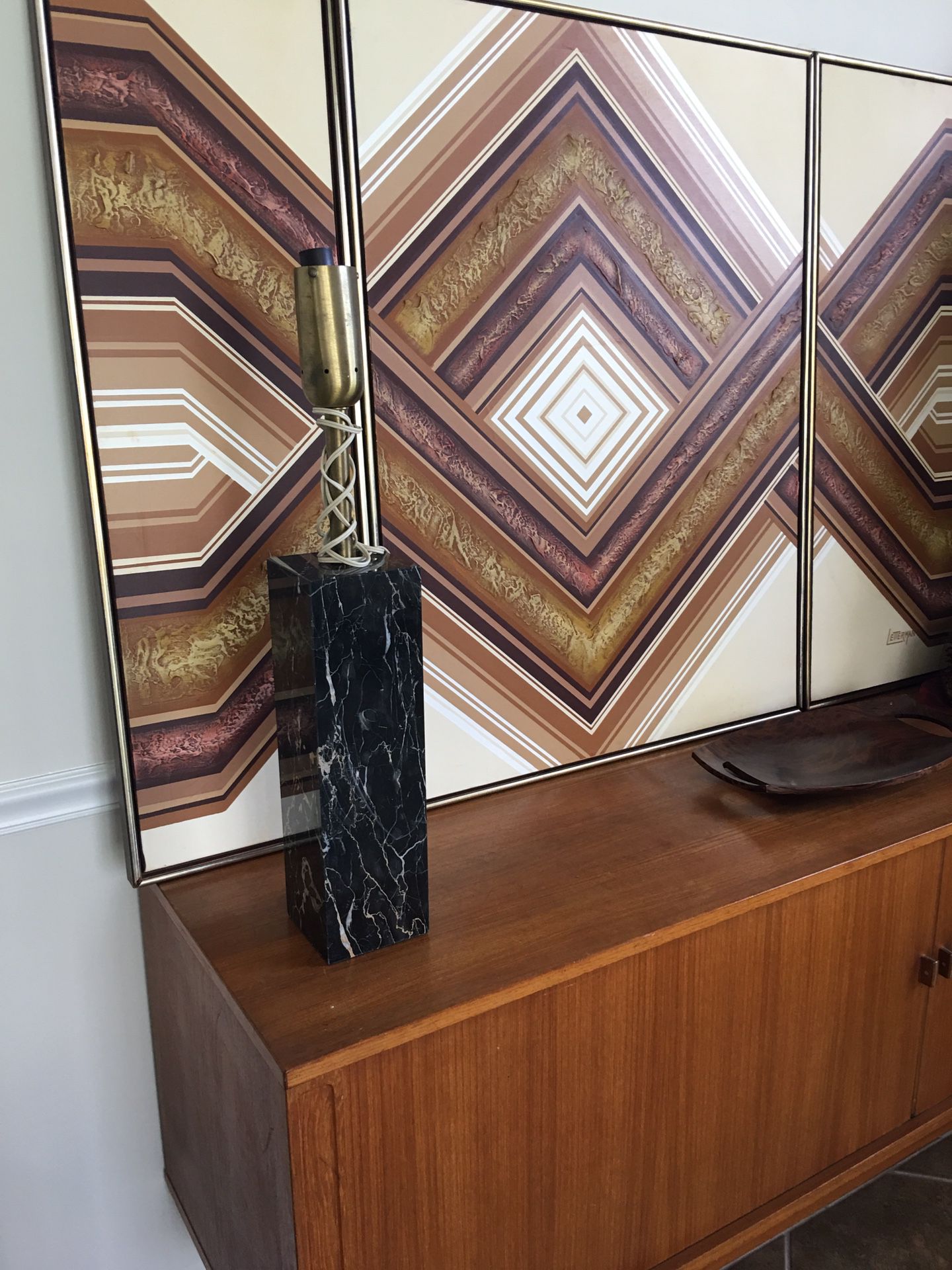 Heavy solid marble lamp ( vintage. )