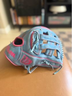 Wilson A2000 EDLC44 12” Elly De La Cruz Glove RHT