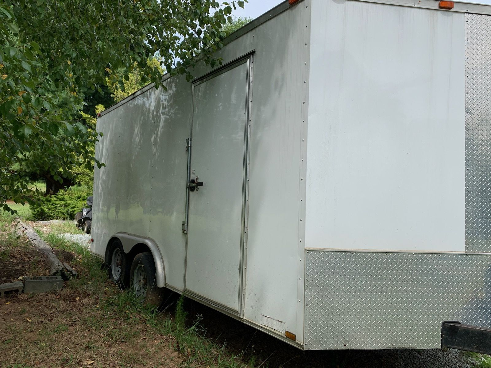 8.5 X 16 Enclosed Trailer