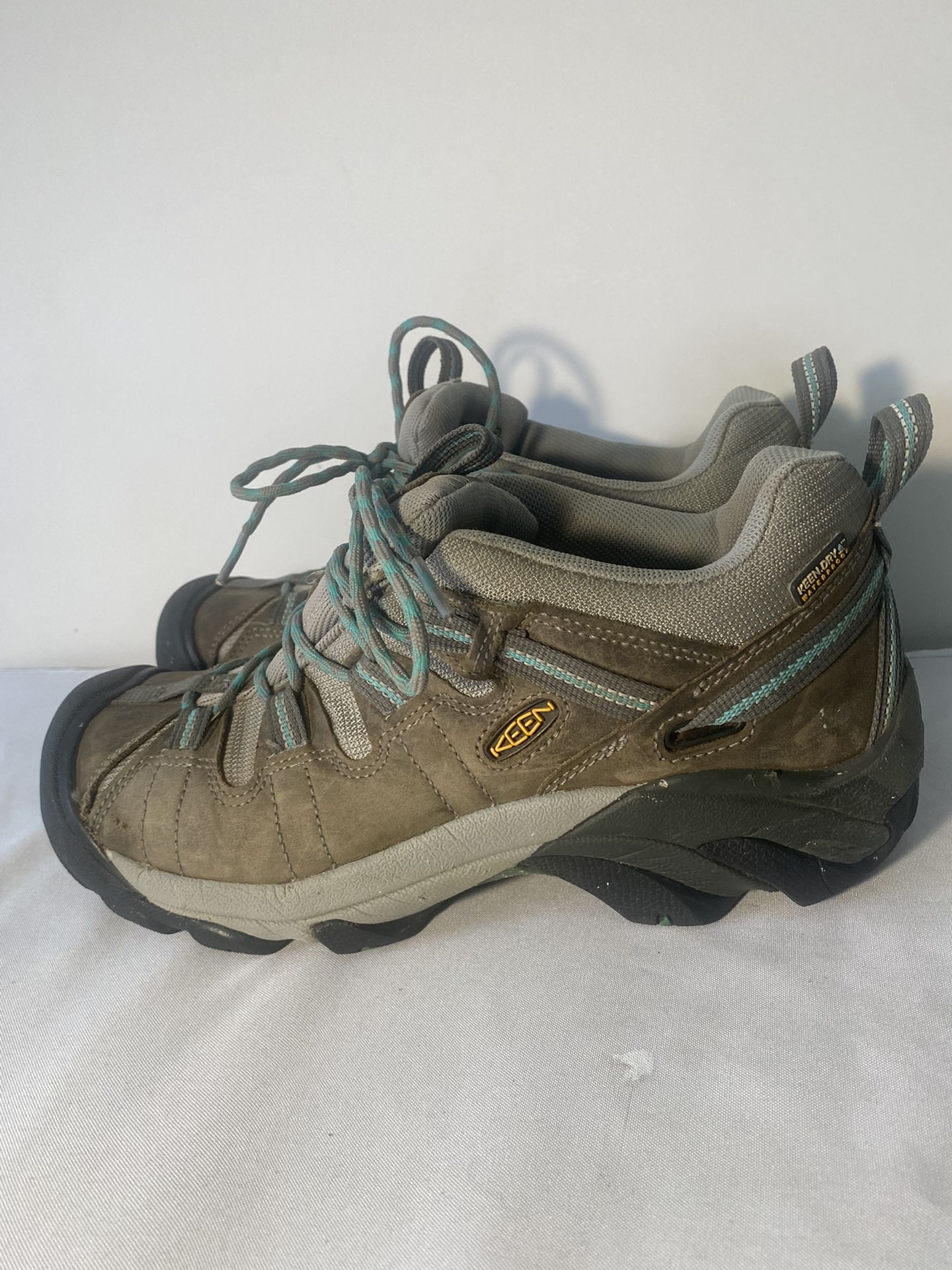 Keen Woman’s Work Shoes Sz 9 Preowned , 