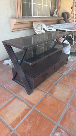 Tv stand