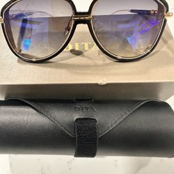 BEAUTIFUL GLASSES