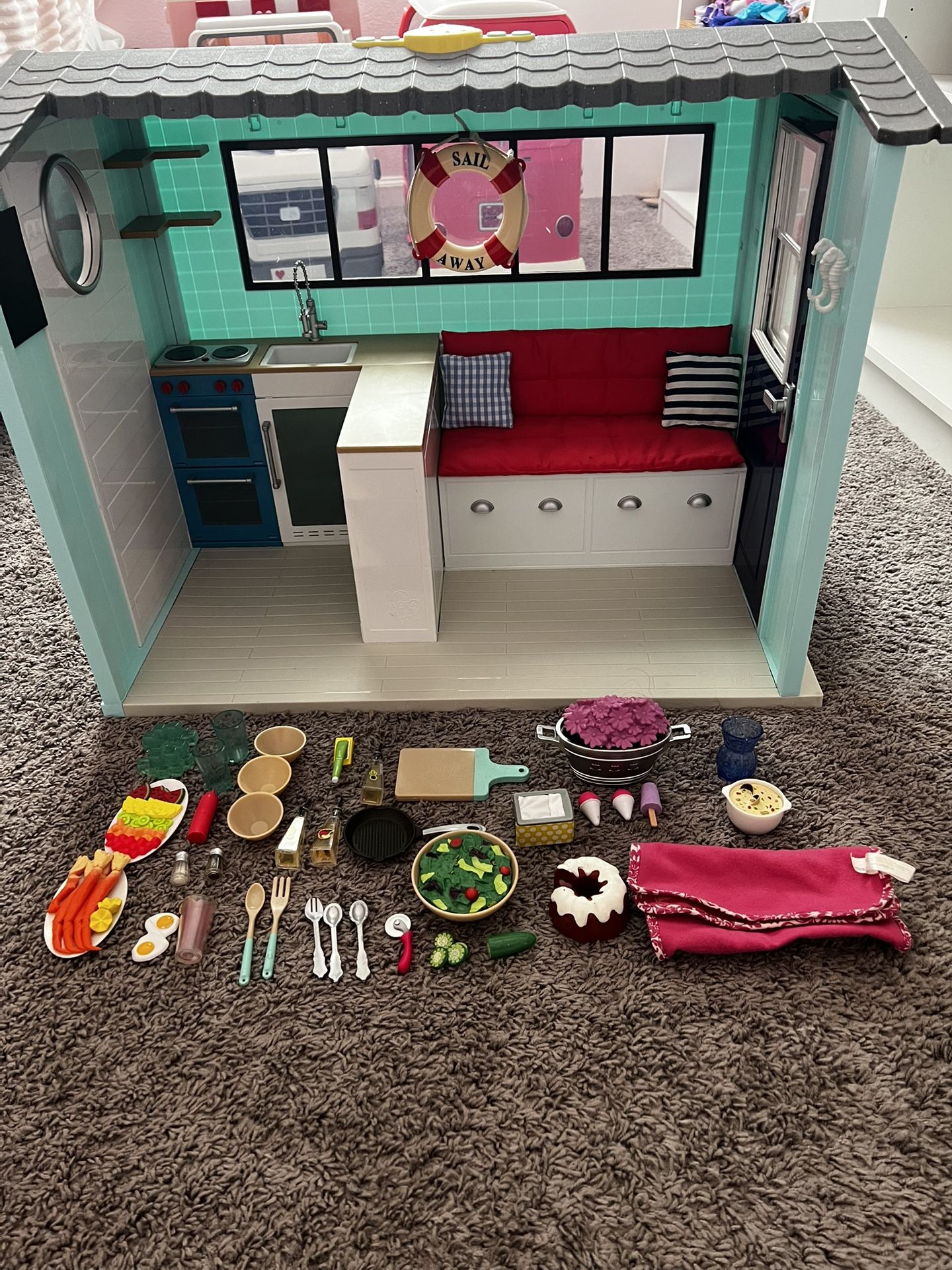 Our Generation Seaside Beach House Playset for 18" Dolls