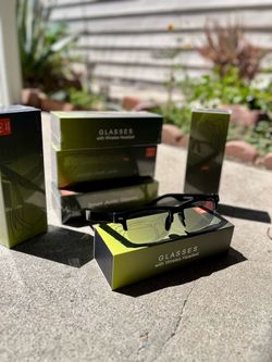 En venta bonitos lentes fotocromaticos con audífonos muy discretos, por unidad y al por mayor