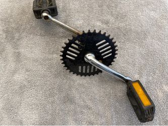 Old School GT BMX Sprocket With Cranks And Pedals As Is  (16 Inch)