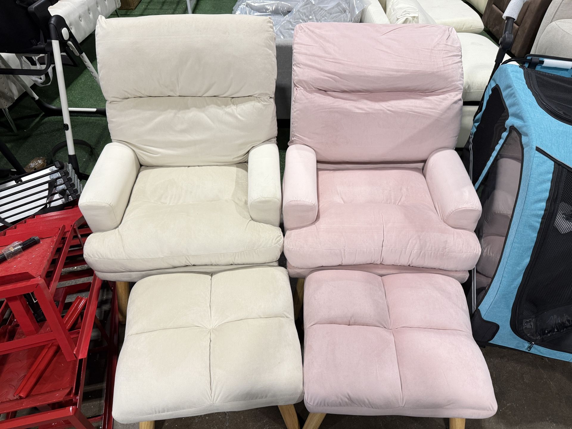 Chair With Ottoman 
