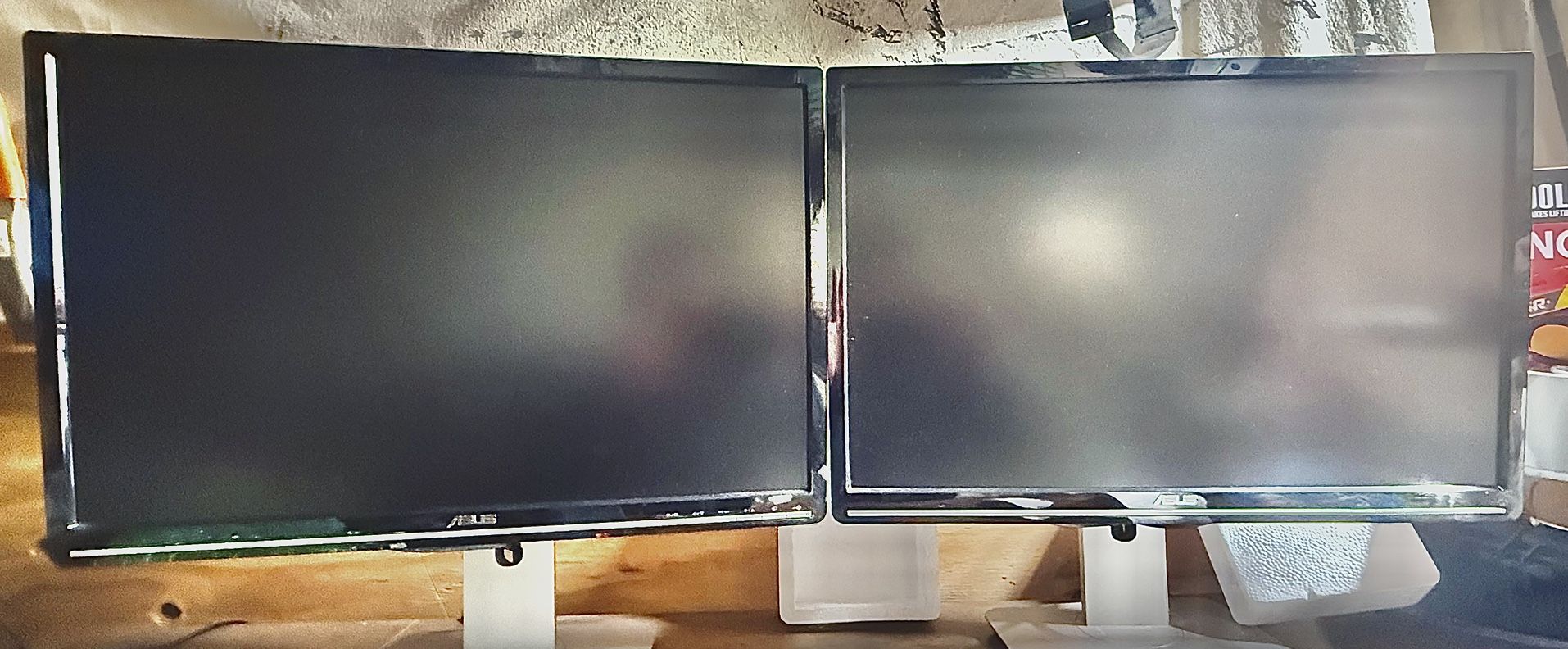 Dual Acer Monitors 