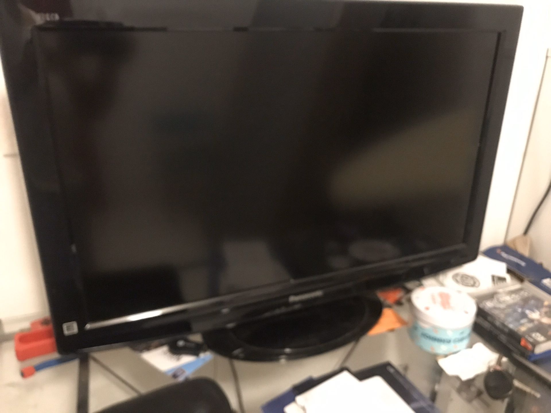 32 inch Panasonic flat screen TV