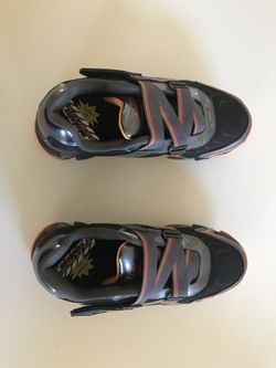 Skechers boys size 3 Megablade 2.0 Techtrack sneaker shoes