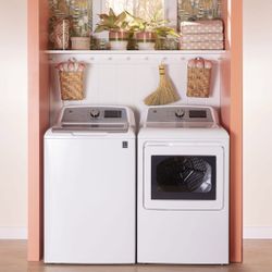 GE High Capacity Impeller Washer & Gas Dryer Set
