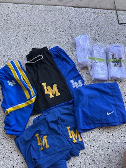 La Mirada football workout clothes