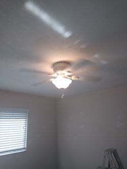 42 Inch Fan Like New