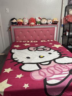 Queen Pink Rinestome Bed
