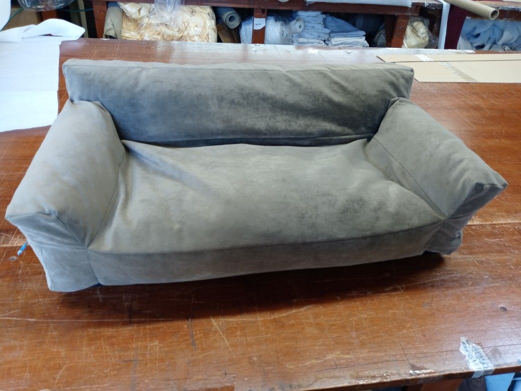 Catsofa easy to wash and durable