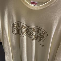 Supreme T-shirt