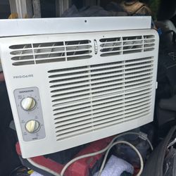 Window Air Conditioner 