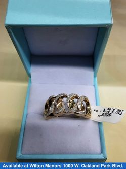 Men's Ring - Yellow Gold 10k (.417) 6 grams Size 12.5