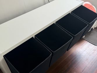 IKEA KALLAX Shelving Unit – White with 4 Black DRÖNA Storage Bins