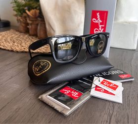 New RayBans - Box, Pouch Cloth All Included