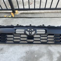 2024-2025 Toyota Tacoma OEM Grill 