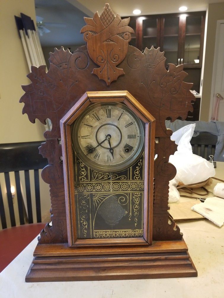 Antique 1881 E Ingraham and Co. Gingerbread kitchen clock