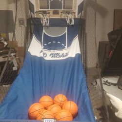 Rally And Roar Premium Basketball Game + 7 Balls