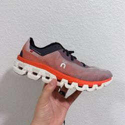 On running men’s shoes